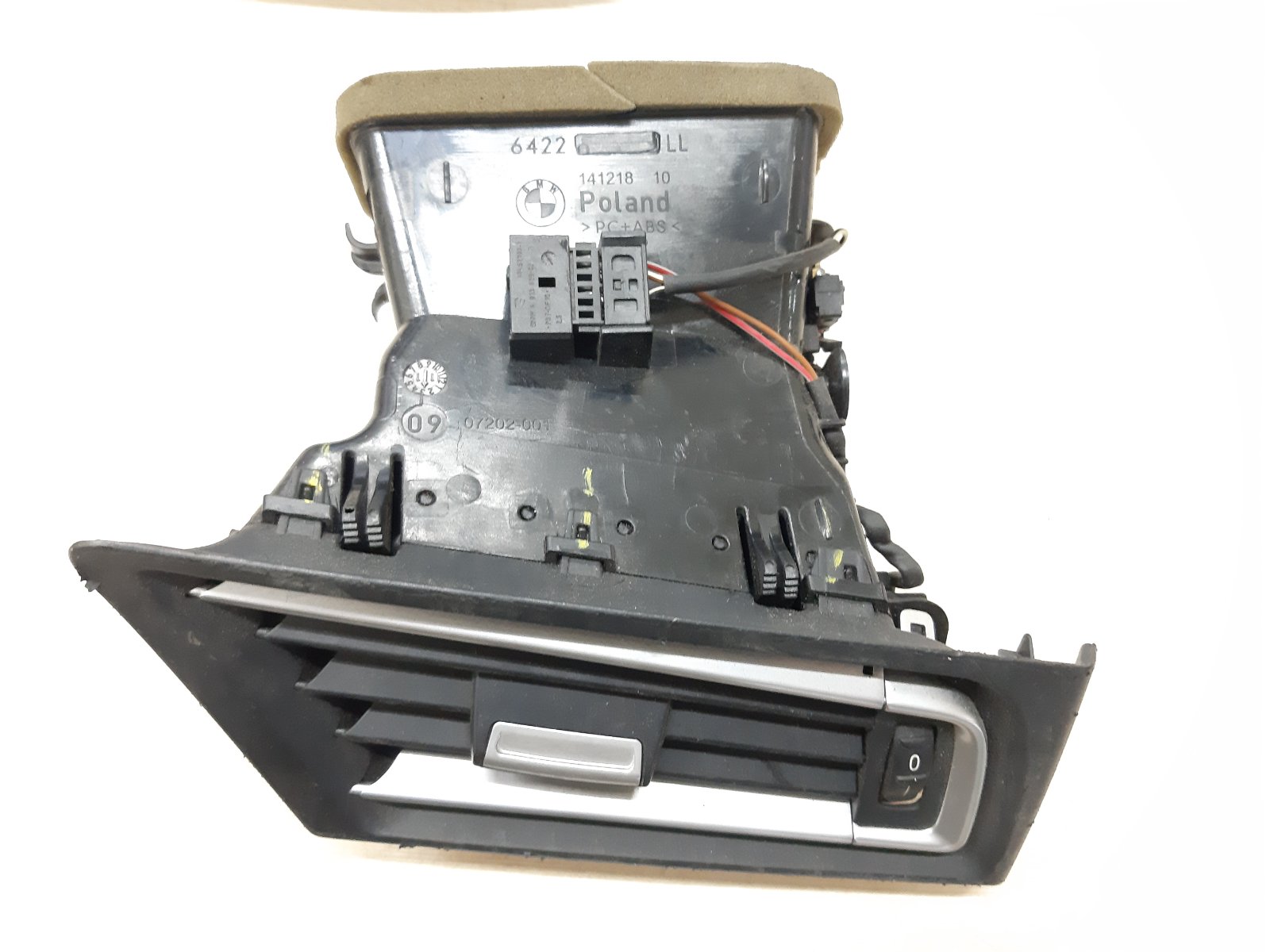 7 series. Воздуховод торпеды правый BMW 7 2012 64229112150 BMW 7