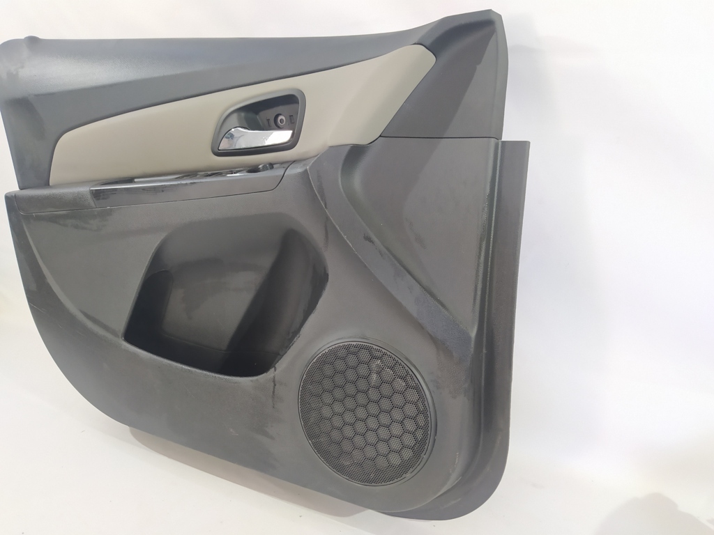 Cruze Карта двери передней левой Chevrolet Cruze 2011-2014 95319512 Chevrolet Cruze 2