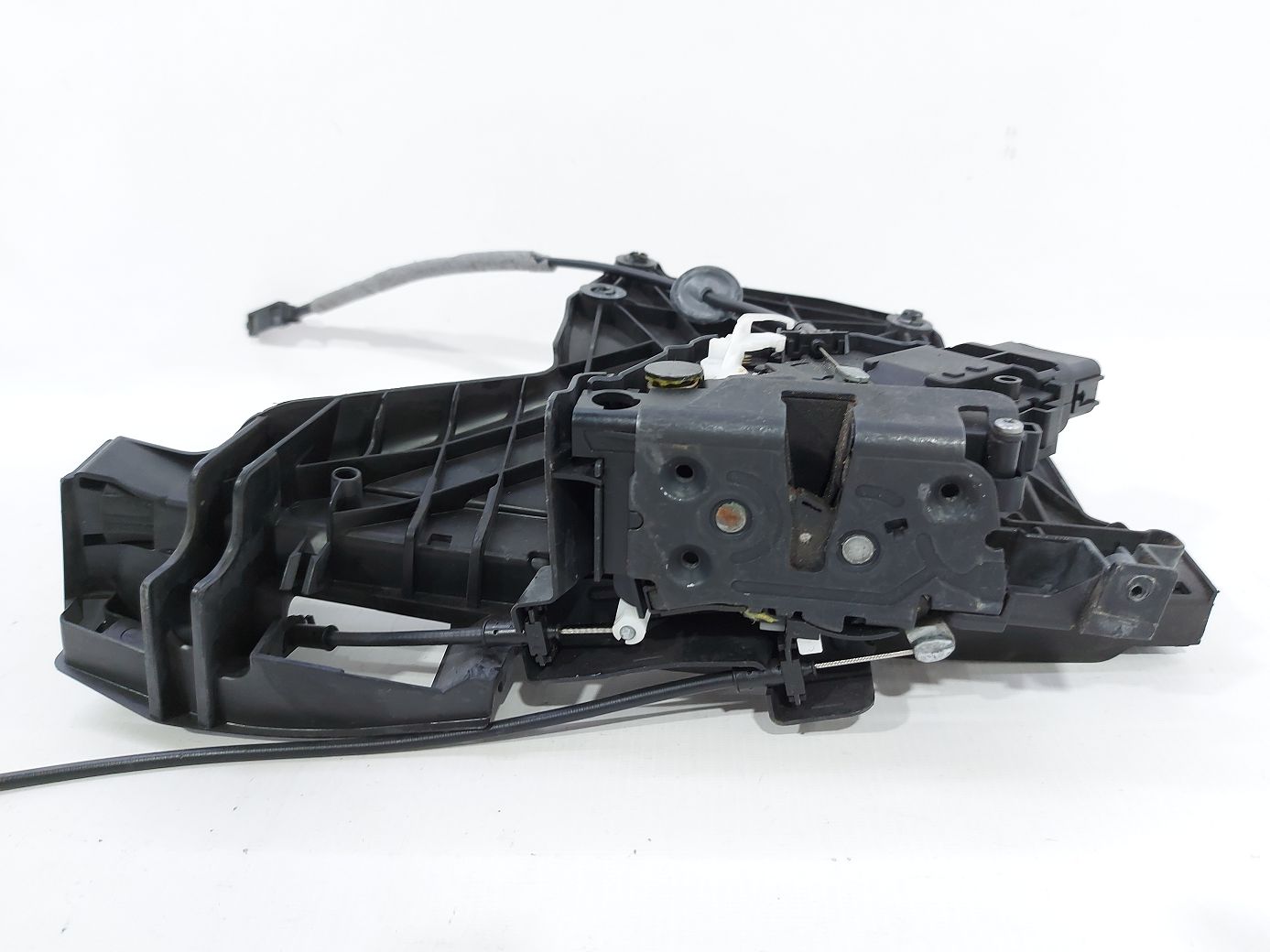 S80 Замок двери передней левой с кронштейном Volvo S80 2007-2016 31253661 Volvo S80 4 S80 Замок двери передней левой с кронштейном Volvo S80 2007-2016 31253661 Volvo S80 4