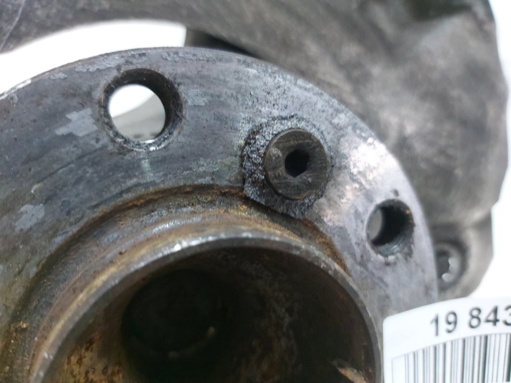 7 series Поворотний кулак правий BMW 7 2009-2015 31216775768 BMW 7 2