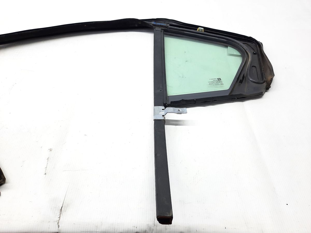 Cruze Направляющая резинка стекла с форточкой двери задней правой Chevrolet Cruze 2014-2016 94785817 Chevrolet Cruze 5 Cruze Направляющая резинка стекла с форточкой двери задней правой Chevrolet Cruze 2014-2016 94785817 Chevrolet Cruze 5