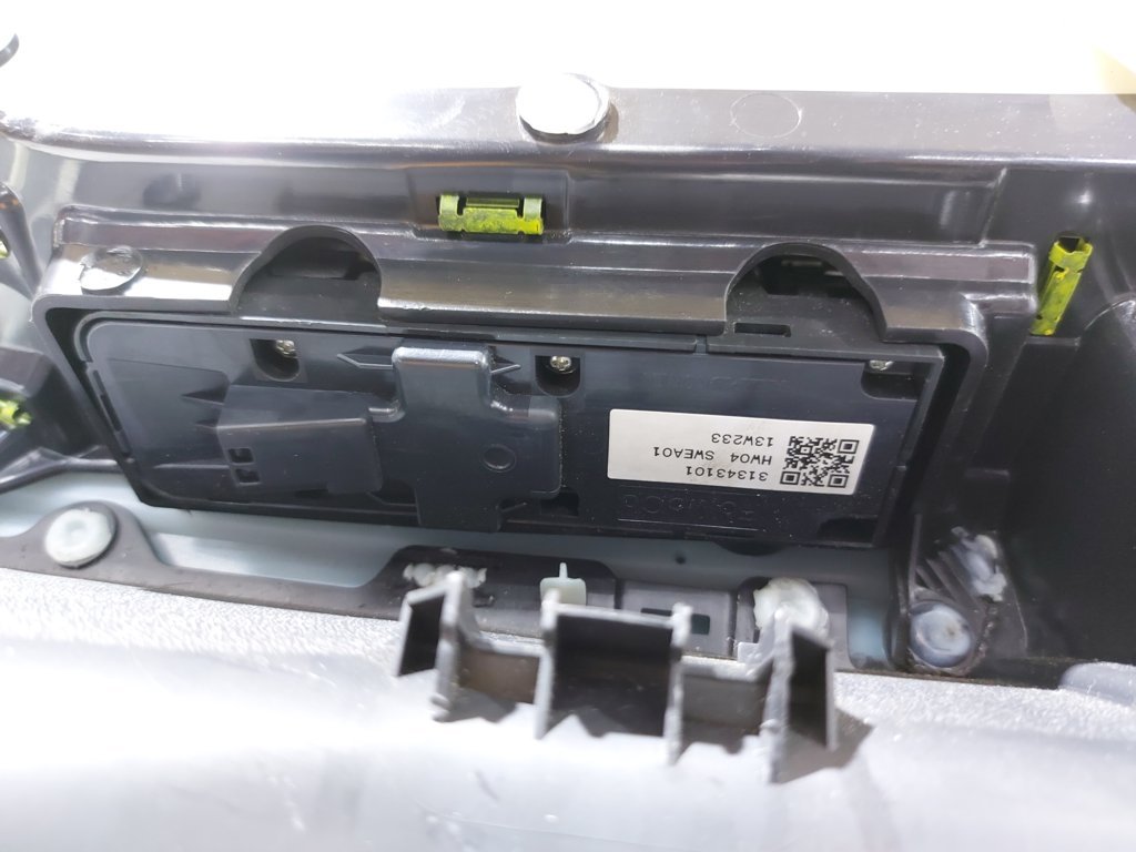 S60 Карта двери передней левой (без кнопок) Volvo S60 2011-2012 39817566 Volvo S60 13