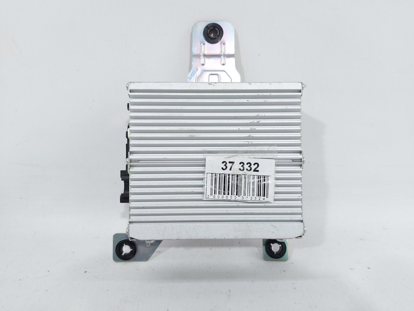 Malibu. Аудіопідсилювач Chevrolet Malibu 2018 84244345 Chevrolet Malibu