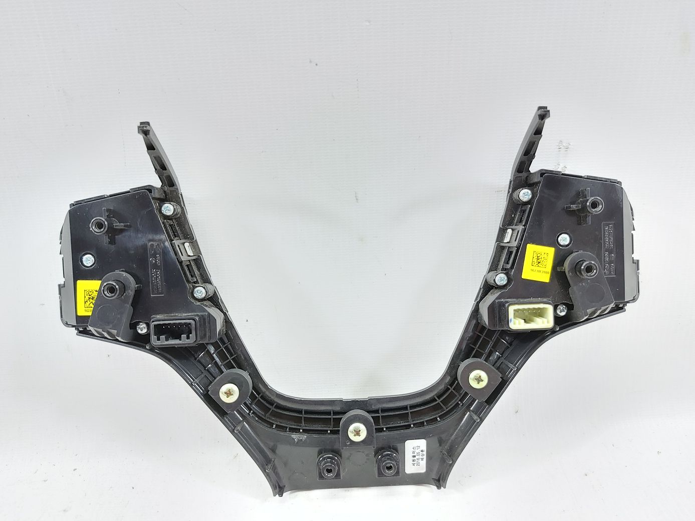 Elantra Кнопки рулевого колеса Hyundai Elantra 2017-2018 96700F2100 Hyundai Elantra 4