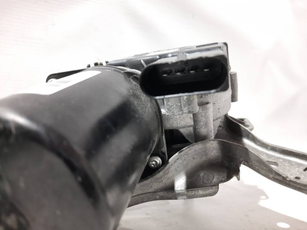 Fusion hybrid Мотор склоочисника правий Ford Fusion Hybrid 2013-2020 DS7Z-17508-N Ford Fusion Hybrid 4