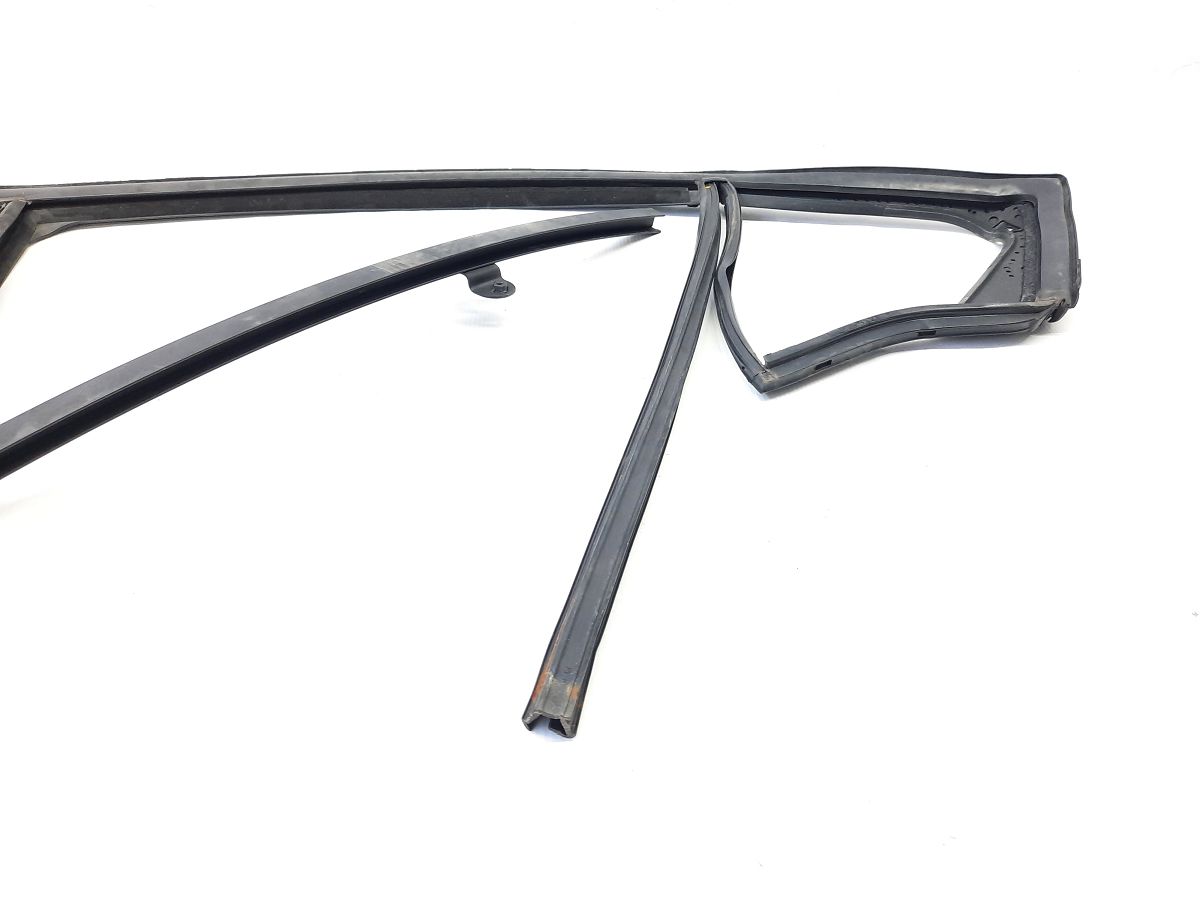 Cruze Направляющая стекла двери задней левой Chevrolet Cruze 2012-2013 13468943 Chevrolet Cruze 5