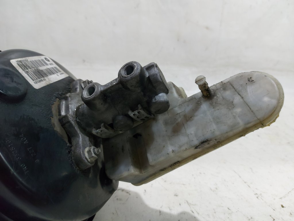 Avenger Головний гальмівний циліндр Dodge Avenger 2012-2014 68183966AB Dodge Avenger 4