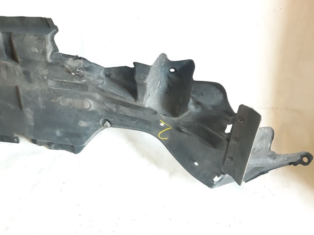 200 limited Защита днища левая Chrysler 200 Limited 2015-2017 68102929AC Chrysler 200 Limited 15