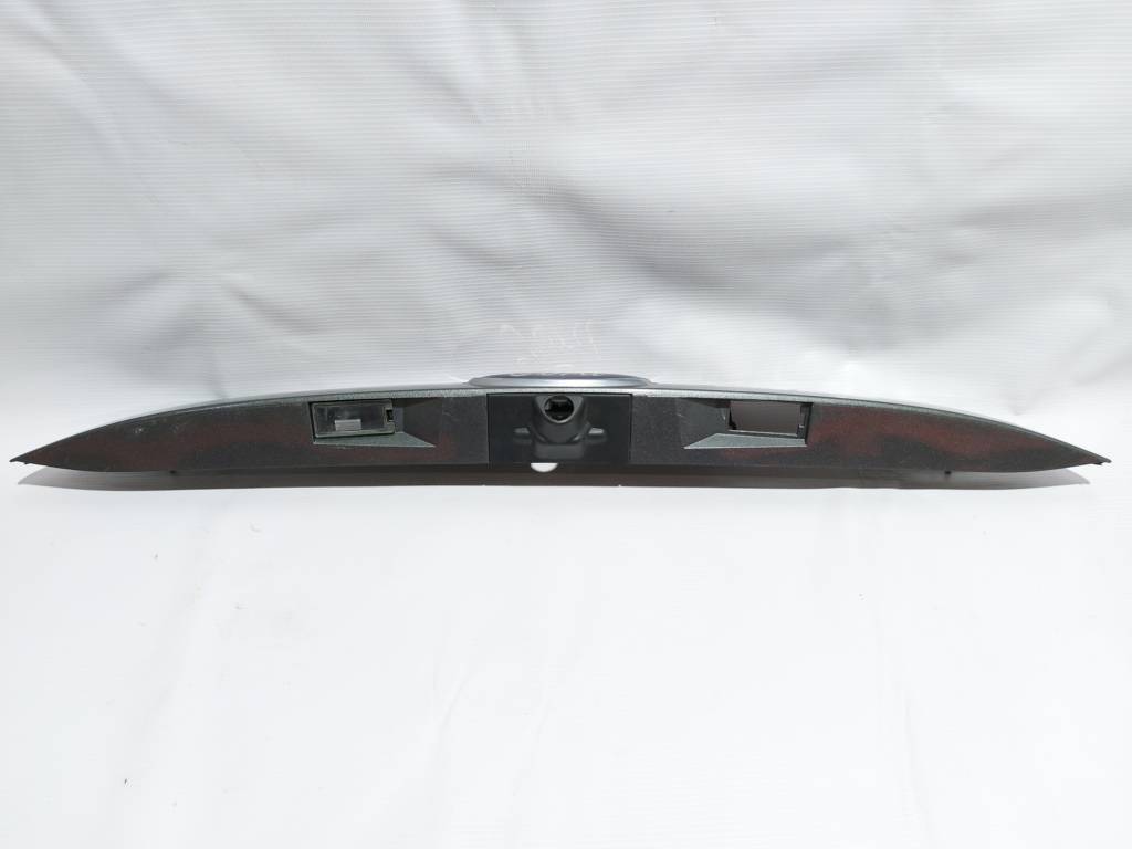 Escape Молдинг крышки багажника верхний (под камеру) Ford Escape 2013-2016 CJ5Z13508FPTM Ford Escape 3