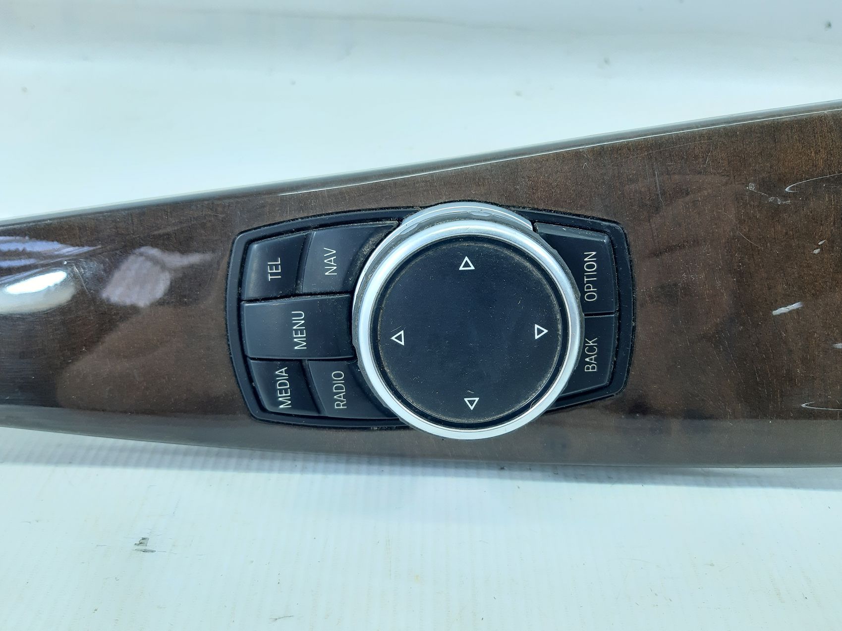  Кнопки керування мультимедіа (тач) BMW 328i xDrive `15 BMW 328i xDrive 3