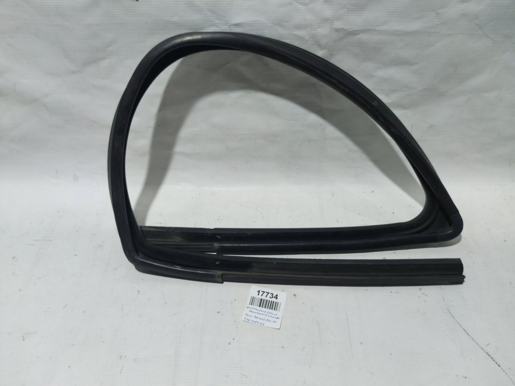 Patriot Ущільнювач скла верхній (лазури) двері передньої лівої Jeep Patriot 2007-2010 5067769AD Jeep Patriot 14