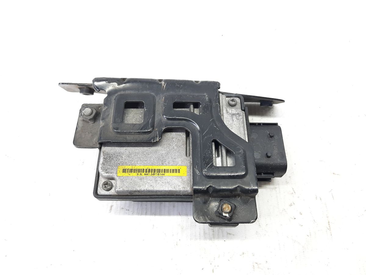 Cadenza. Блок управління бензонасосом Kia CADENZA 2014-2016 330403R800 Kia CADENZA