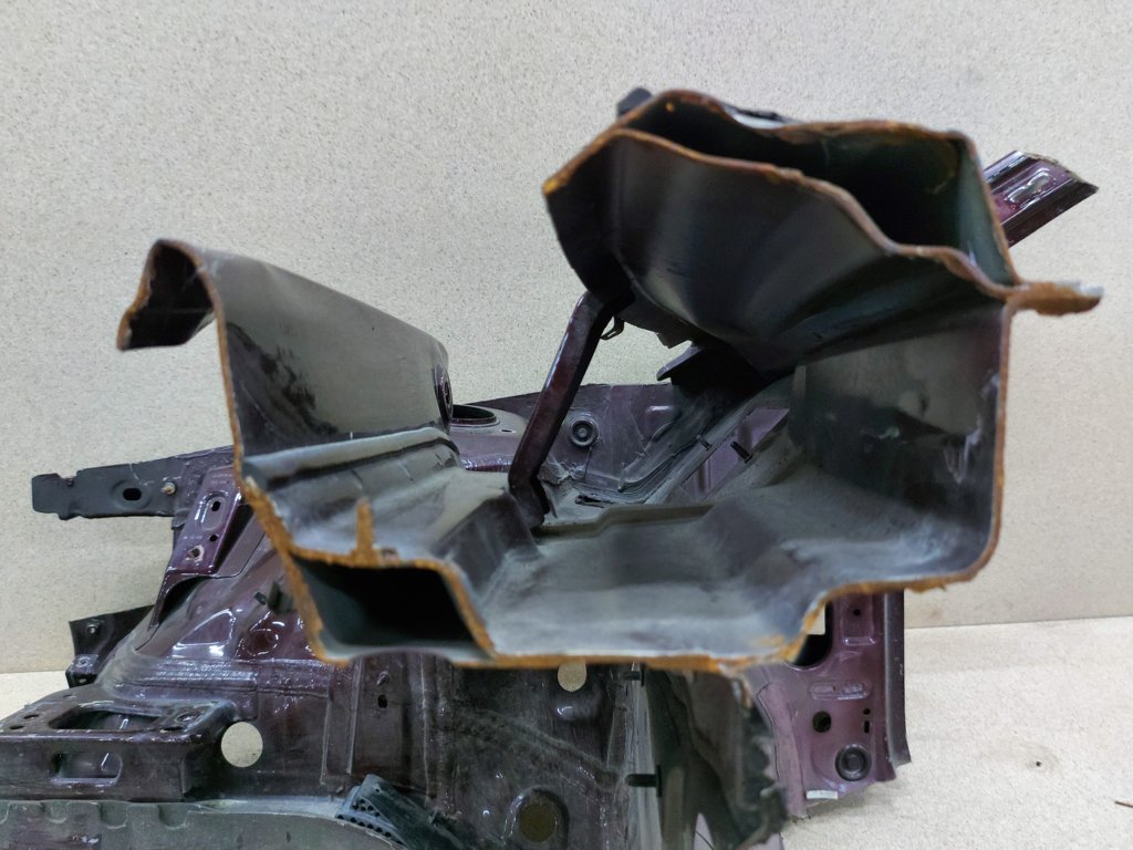 Passat s Четверть передняя правая Volkswagen Passat S 2012-2015 561803092A Volkswagen Passat S 33
