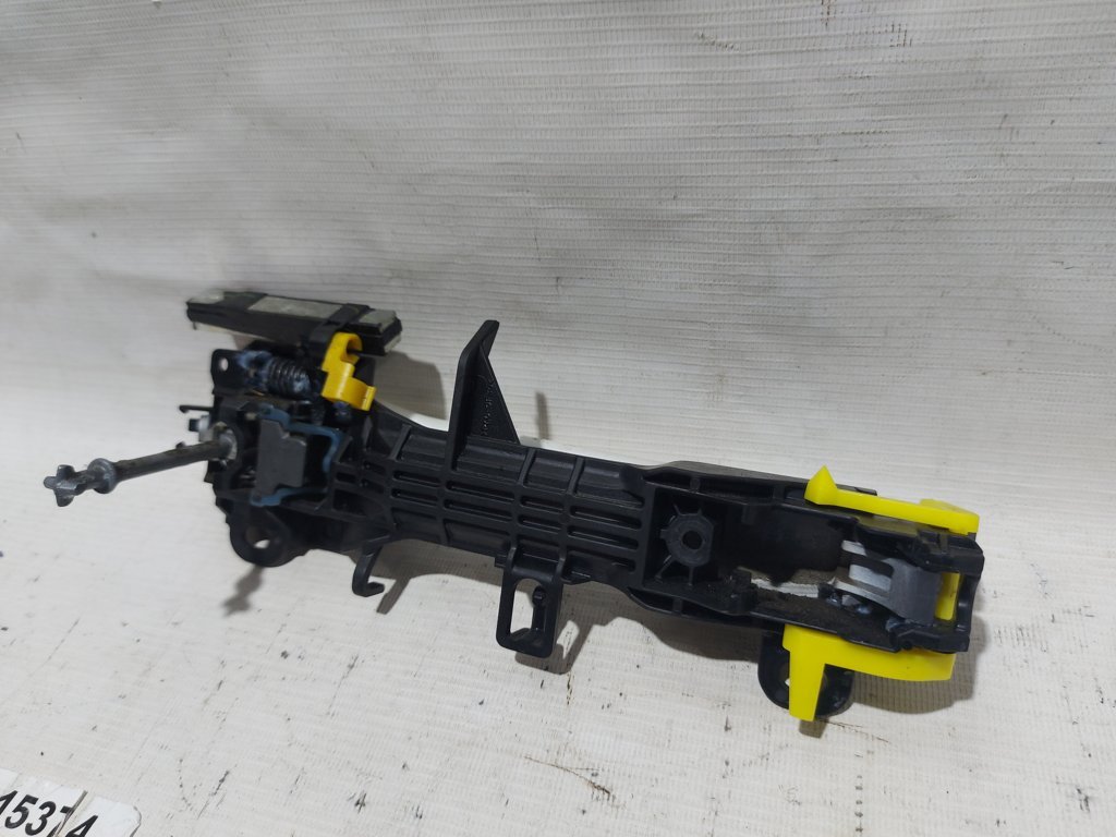 Impreza Ручка двери наружной передней левой с кронштейном Subaru Impreza 2013 61160FJ030B7 Subaru Impreza 2