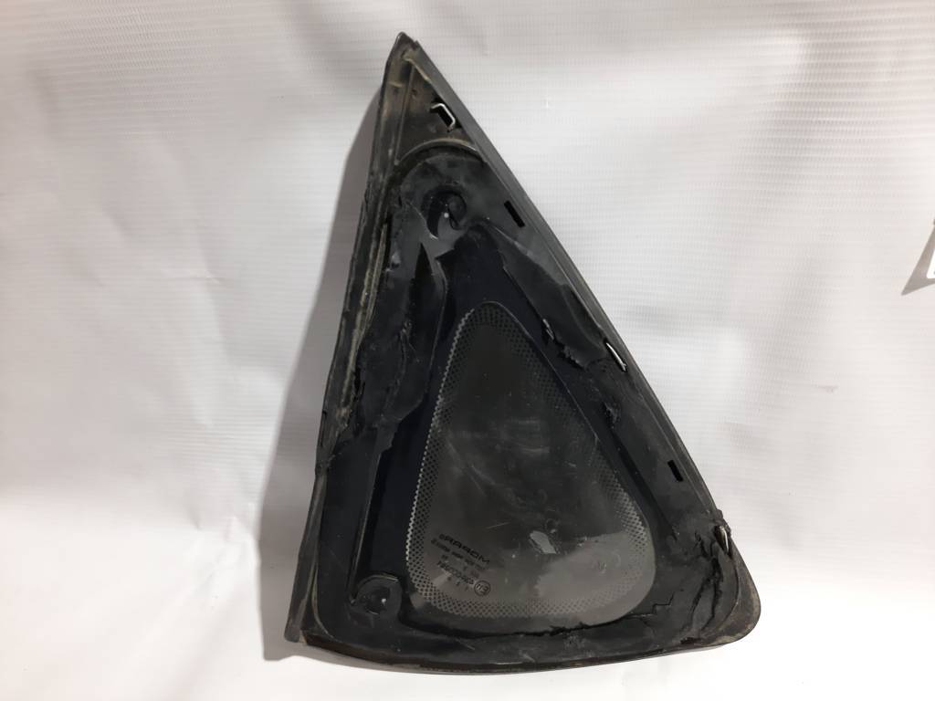 Dart Скло дверей задньої правої (кватирка) Dodge Dart 2013-2019 68145466AC Dodge Dart 10