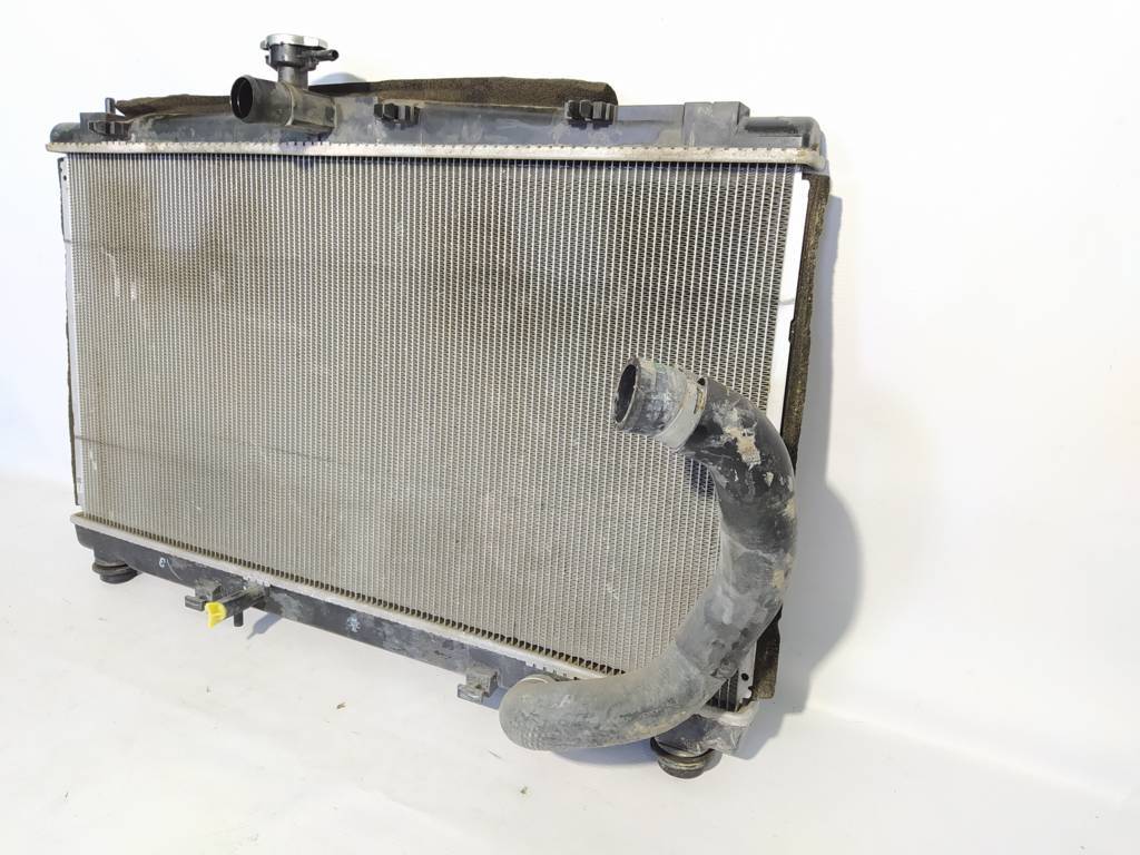 Camry Радіатор охолодження Toyota Camry 2015-2017 16410AZ003 Toyota Camry 6