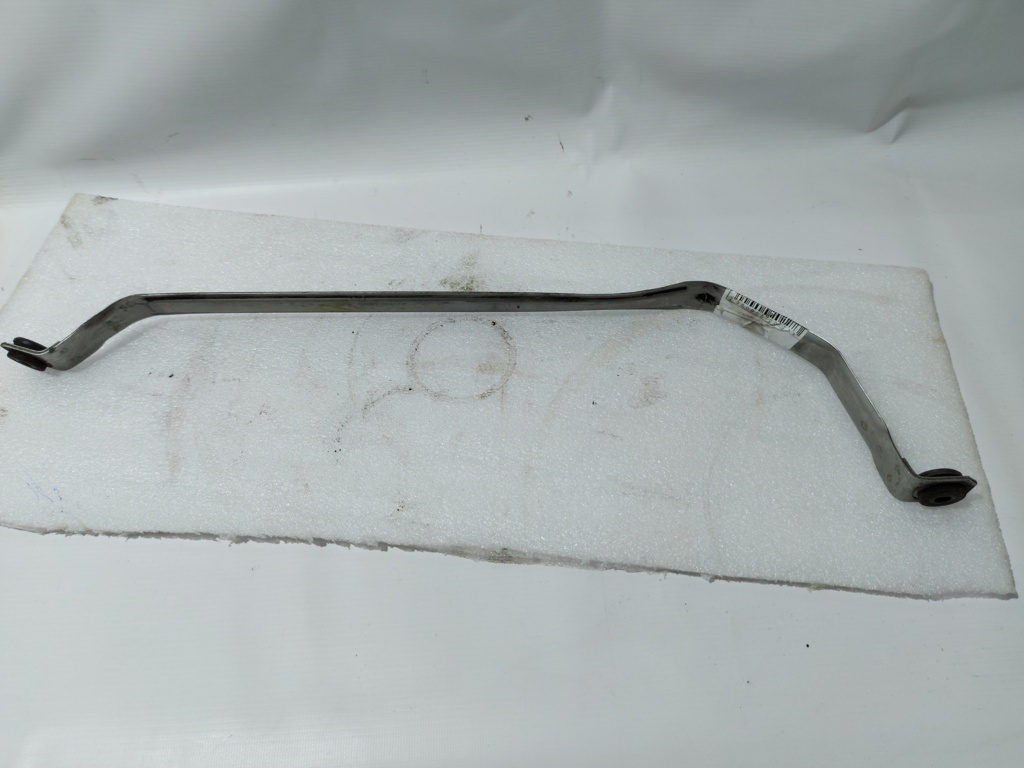 5 series Кріплення паливного бака ліве/праве BMW 5 series 2010-2019 16117053972 BMW 5 series 5