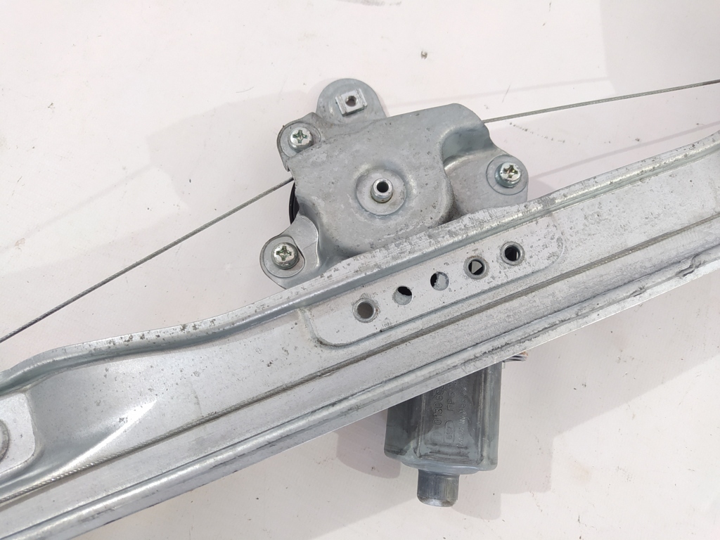 Cruze Склопідйомник дверей задньої лівої Chevrolet Cruze 2012-2016 95299685 Chevrolet Cruze 33