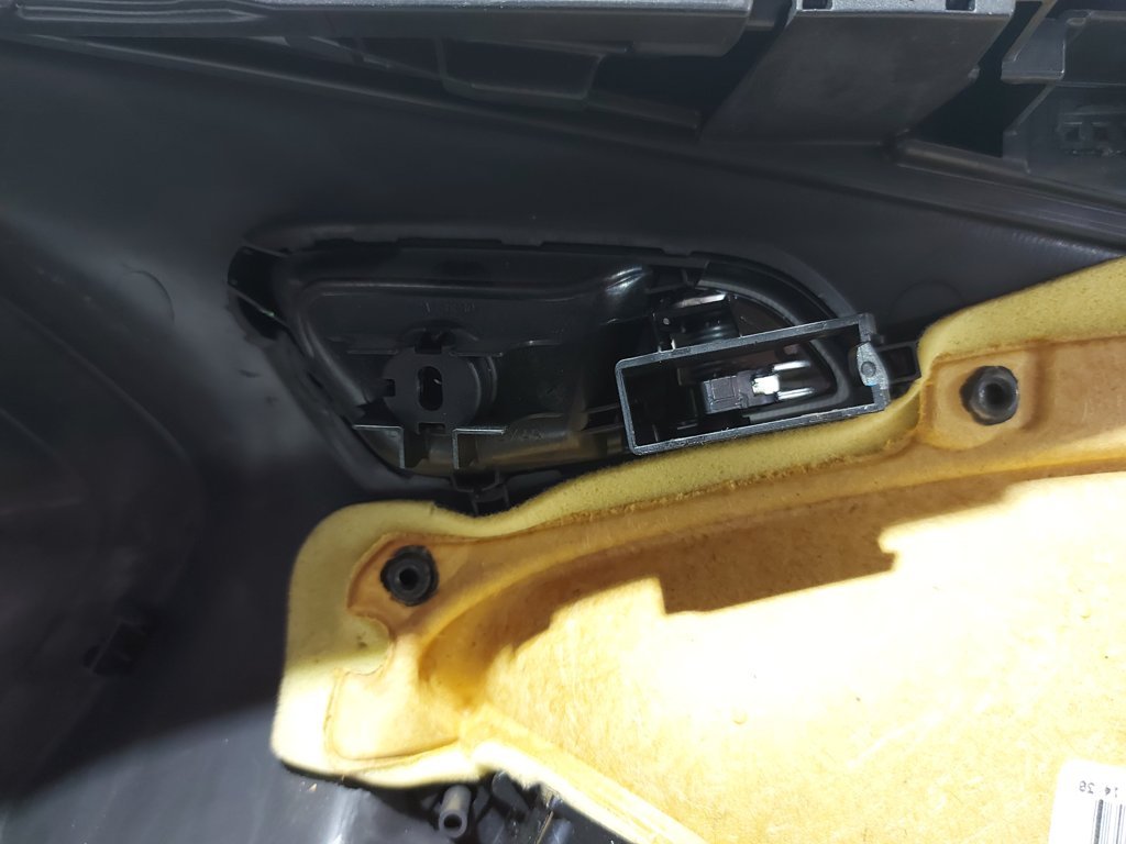 Focus Карта двери передней левой Ford Focus 2012-2018 CP9Z5823943CA Ford Focus 21