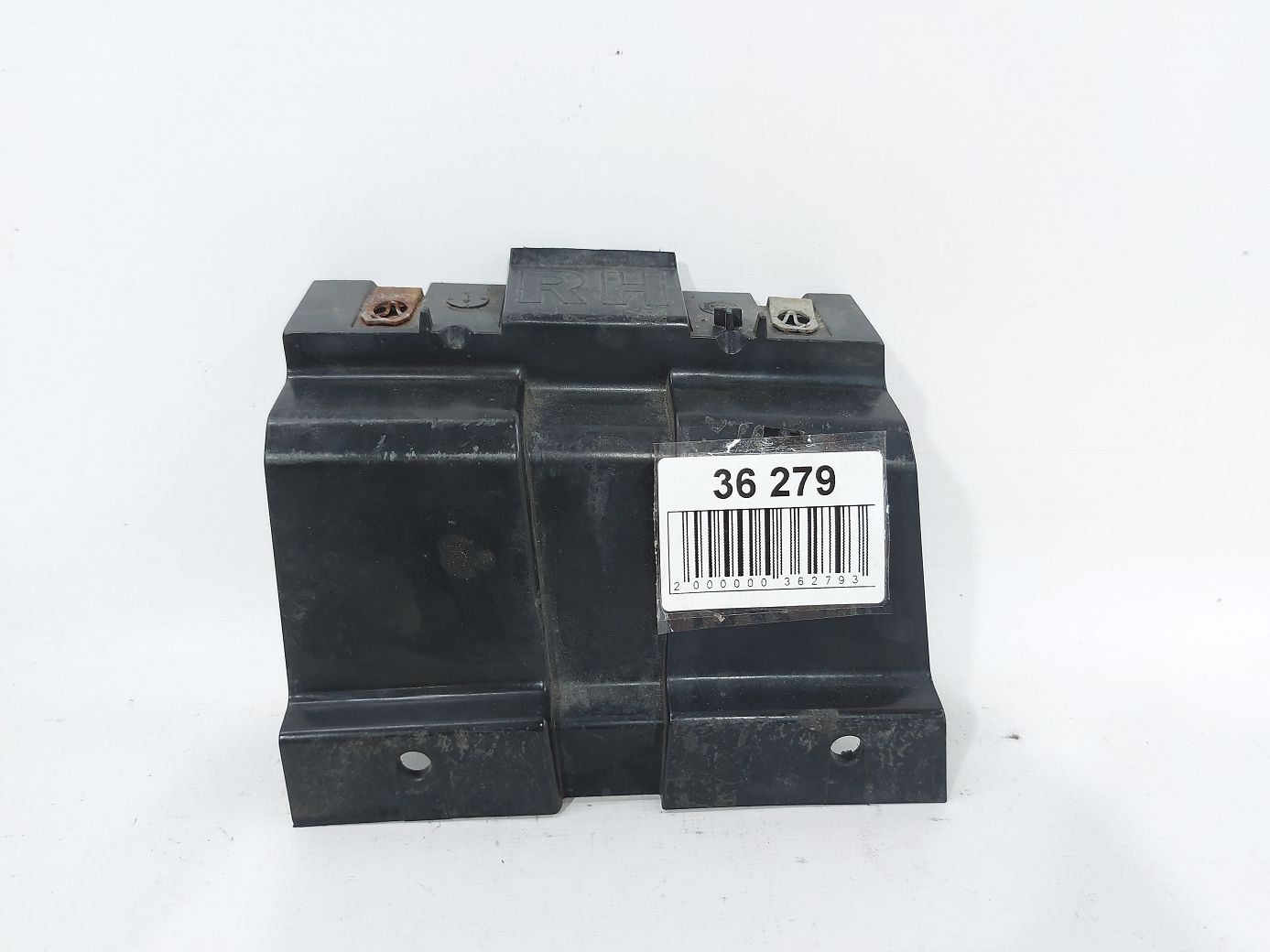 Compass. Кріплення бампера заднього нижнє праве Jeep Compass 2011-2017 68082968AB Jeep Compass