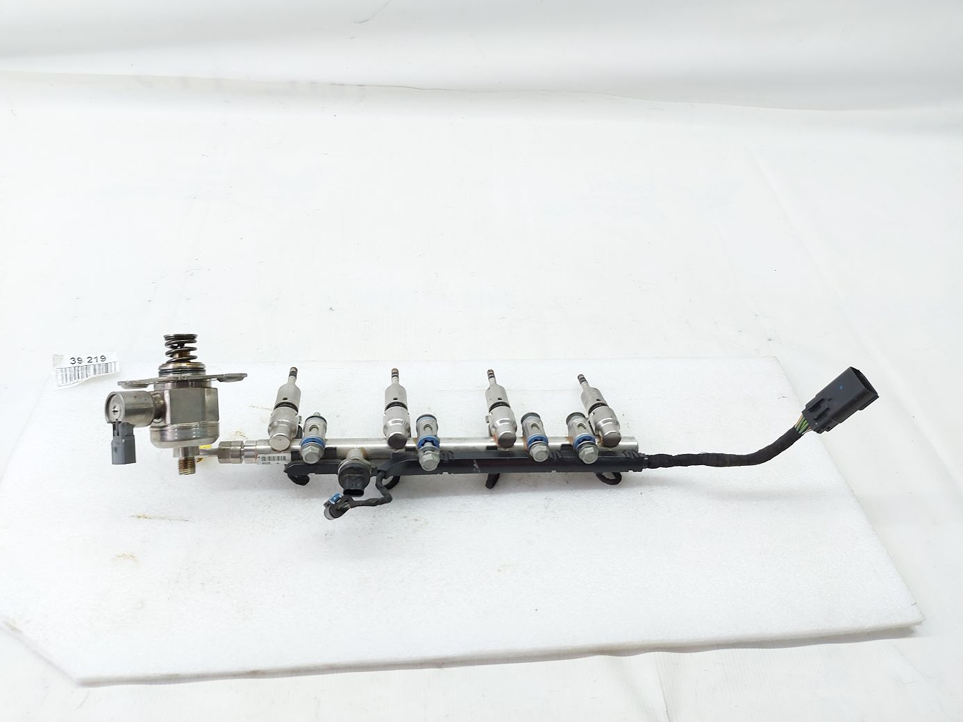 Ats Паливна рампа Cadillac ATS 2013-2014 12627090 Cadillac ATS 2 Ats Паливна рампа Cadillac ATS 2013-2014 12627090 Cadillac ATS 2