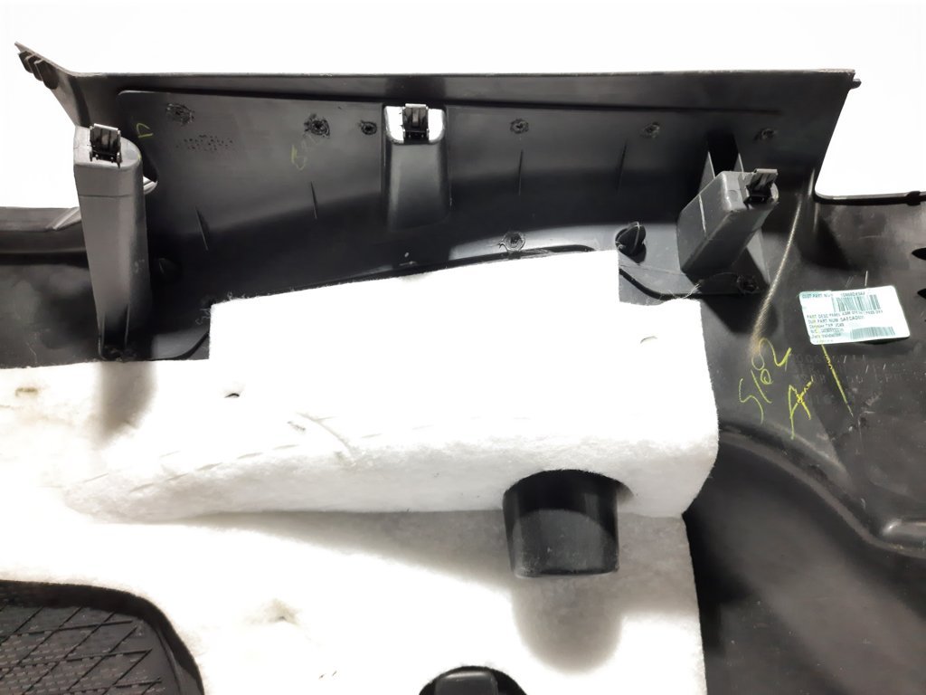 Journey Обшивка багажного отделения правая Dodge Journey 2011-2020 1SN68DX9AA Dodge Journey 39