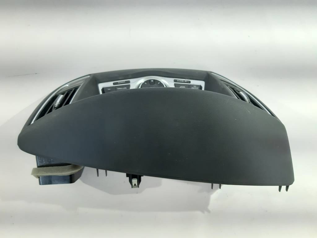 Maxima Кнопки управления мультимедиа с воздуховодами Nissan Maxima 2009-2014 9N00A210450 Nissan Maxima 7