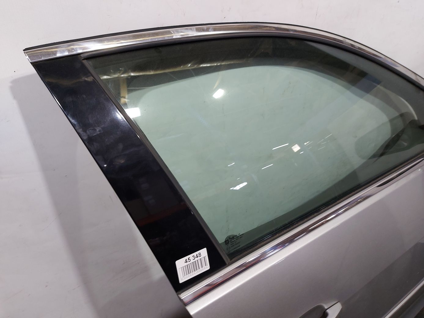 Malibu Дверь передняя правая (с вмятиной) Chevrolet Malibu 2013-2015 22953625 Chevrolet Malibu 4