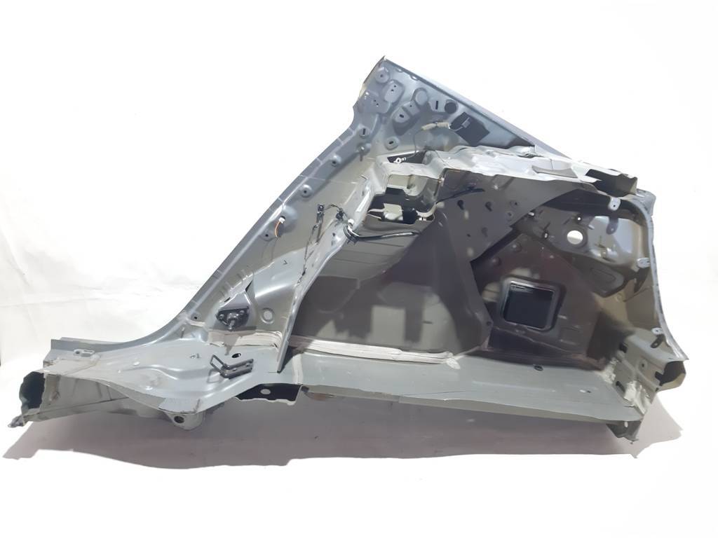 Elantra Четверть задняя правая Hyundai Elantra 2017-2018 70200F2A00 Hyundai Elantra 7