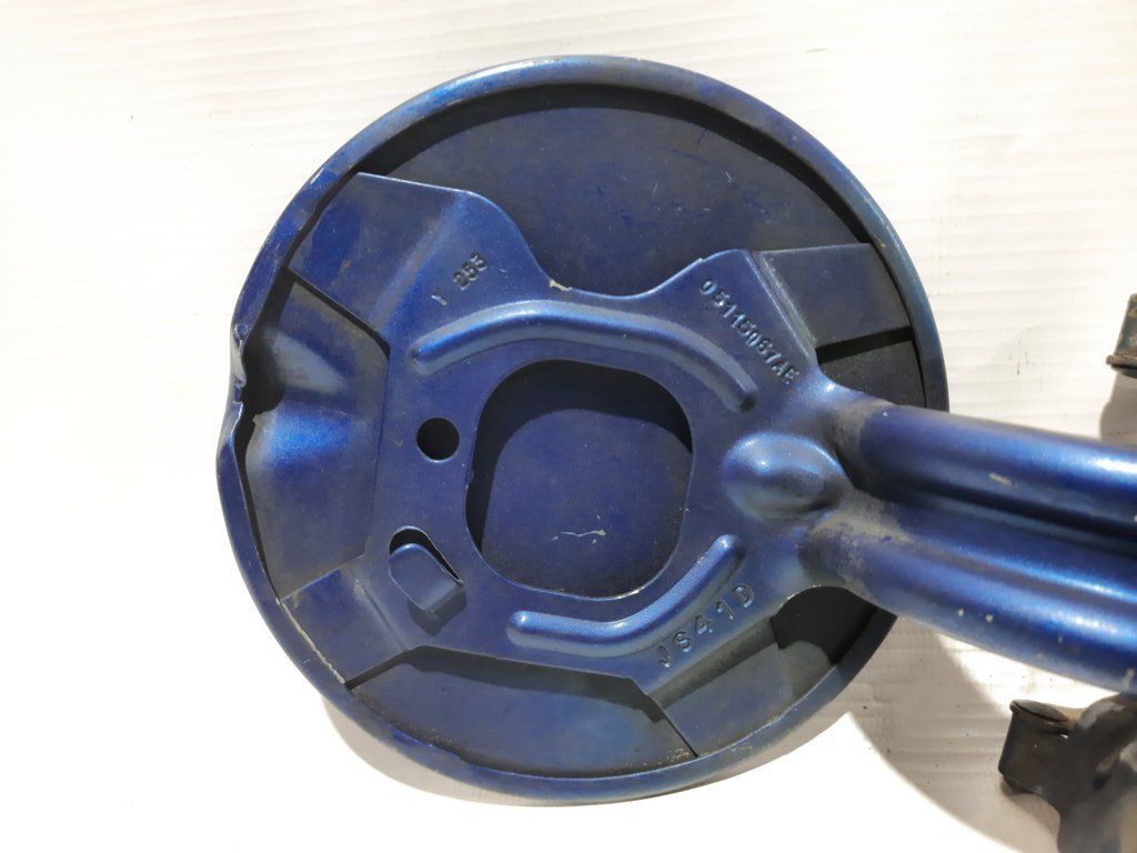 Avenger Лючок бензобака Dodge Avenger 2009-2014 5115067AE Dodge Avenger 3