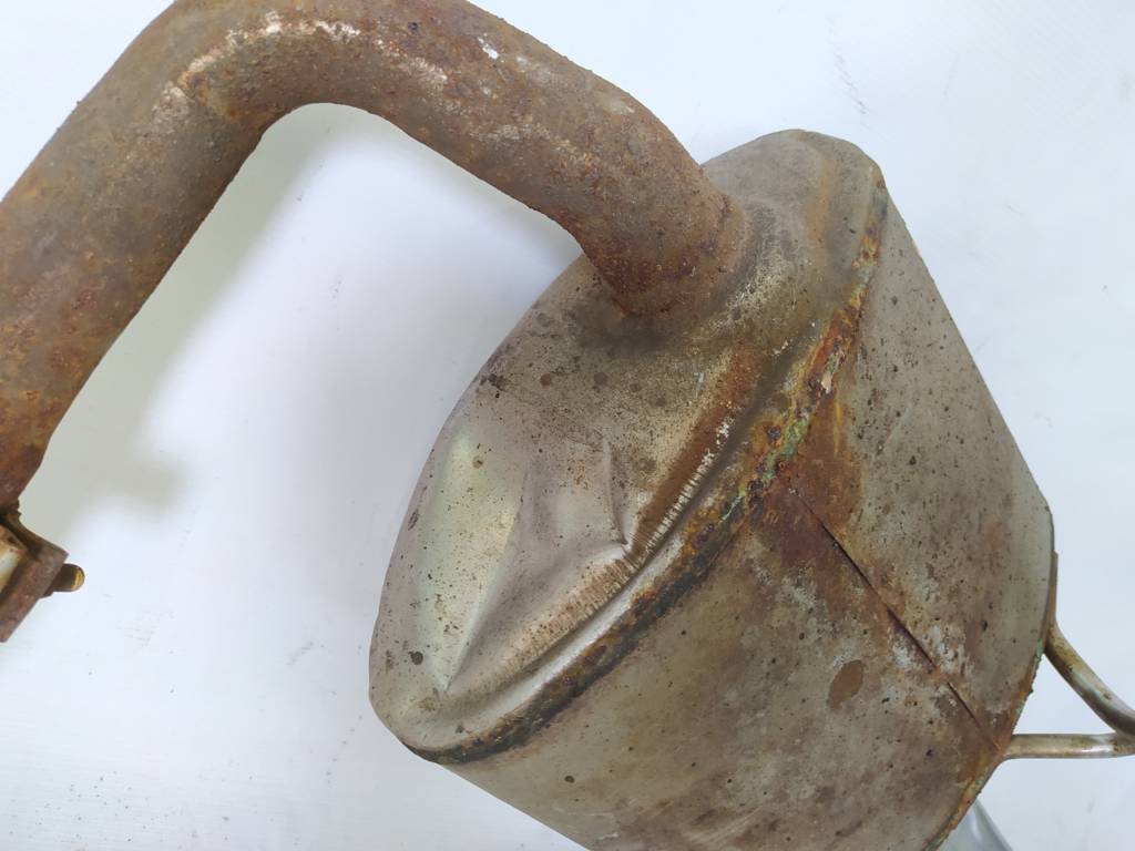 Altima Глушник правий Nissan Altima 2015-2018 201003TA0A Nissan Altima 10