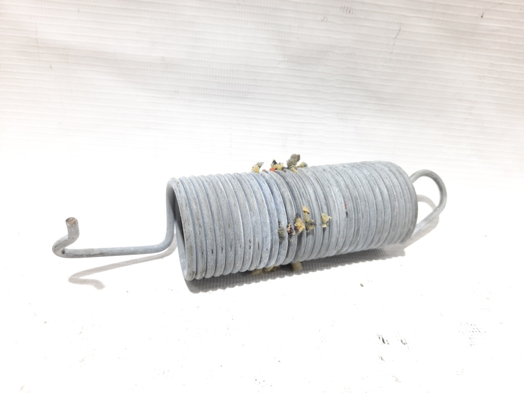 Passat s. Пружина петлі багажника Volkswagen Passat S 2012-2015 561827665A Volkswagen Passat S Passat s. Пружина петлі багажника Volkswagen Passat S 2012-2015 561827665A Volkswagen Passat S