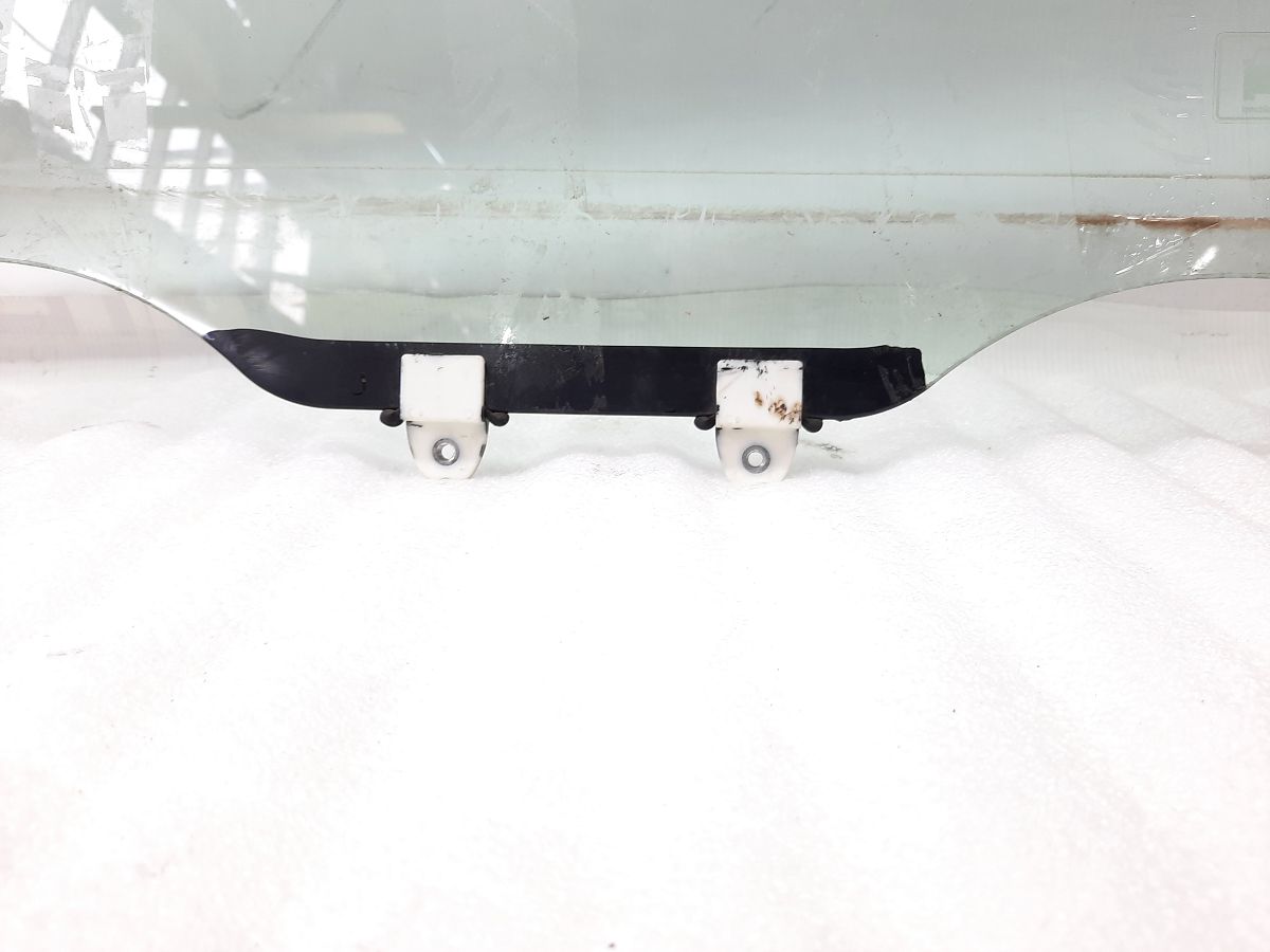 Element Стекло двери передней левой Honda Element 2003-2011 73350SCVA00 Honda Element 2