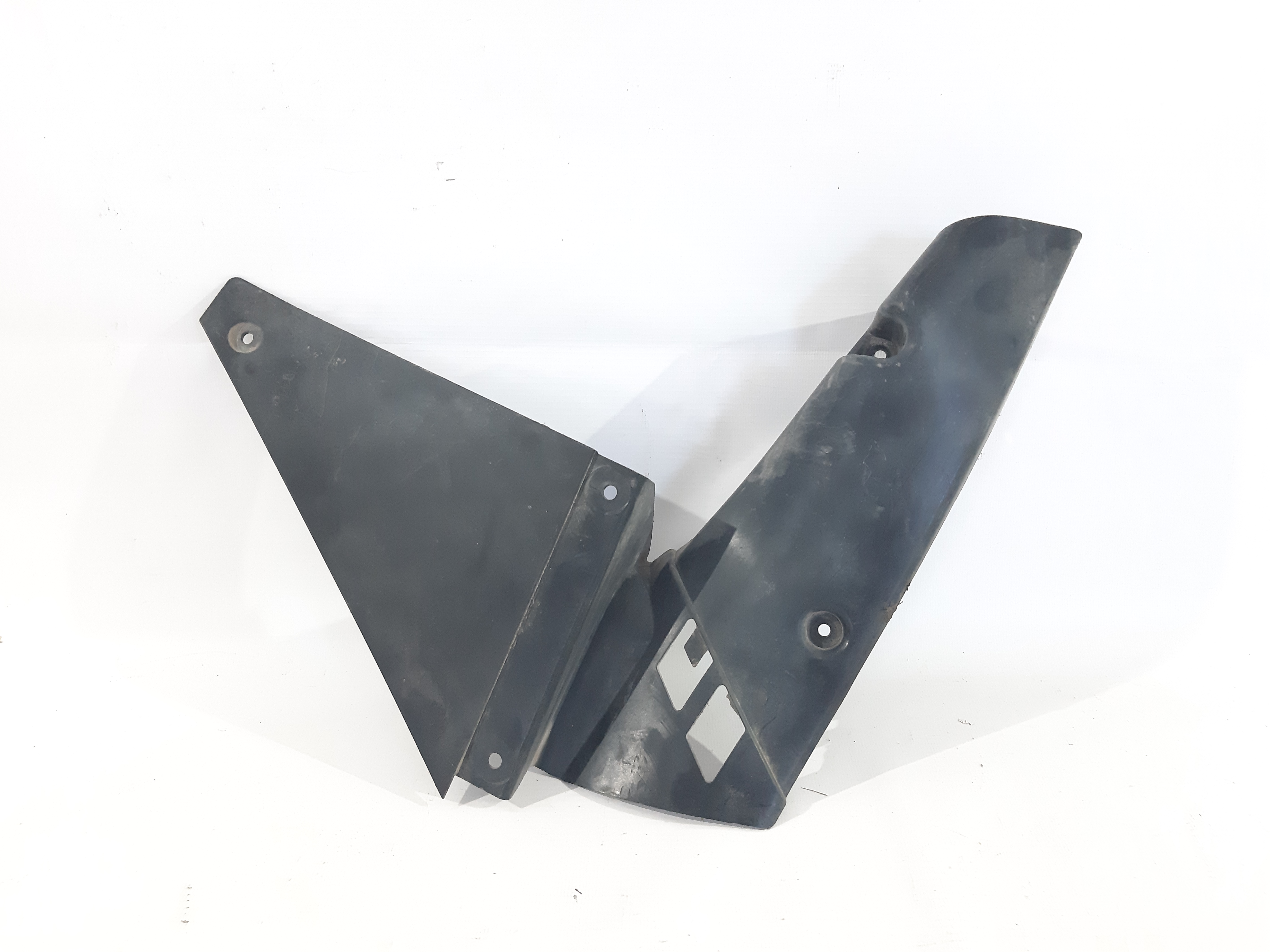 Zx-1000. Обтічник центральний лівий Kawasaki ZX-1000 2011-2016 550280350 Kawasaki ZX-1000