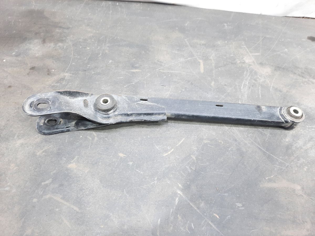 Dart Рычаг задний левый/правый нижний Dodge Dart 2013-2019 68080590AE Dodge Dart 27