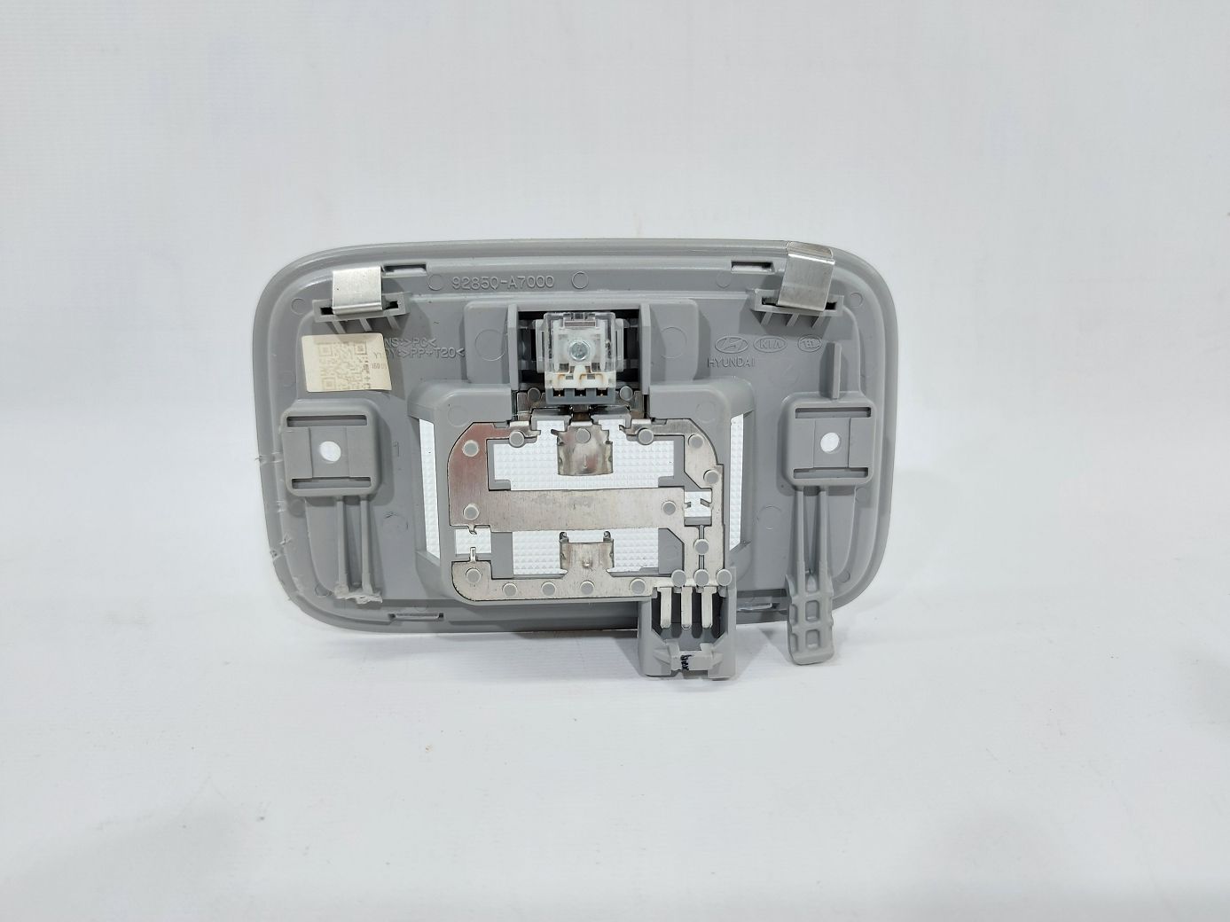 Forte Плафон потолочный центральный Kia Forte 2014-2018 92850A7000ED Kia Forte 9