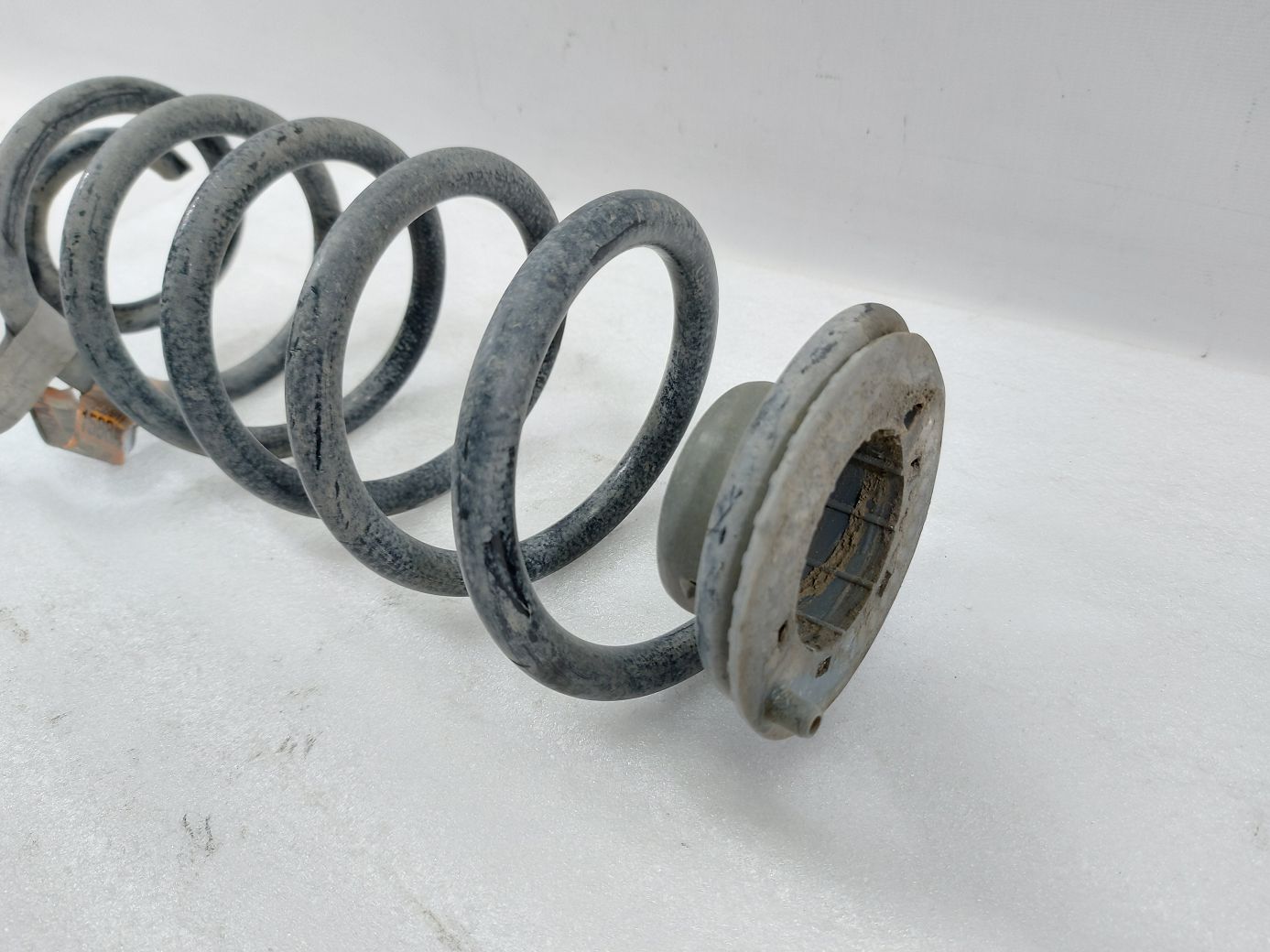 200 limited Пружина задня права/ліва Chrysler 200 Limited 2015-2017 5168721AA Chrysler 200 Limited 2