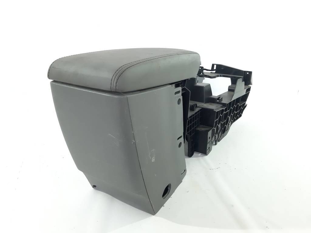 Malibu Центральная консоль Chevrolet Malibu 2016 23457657 Chevrolet Malibu 2