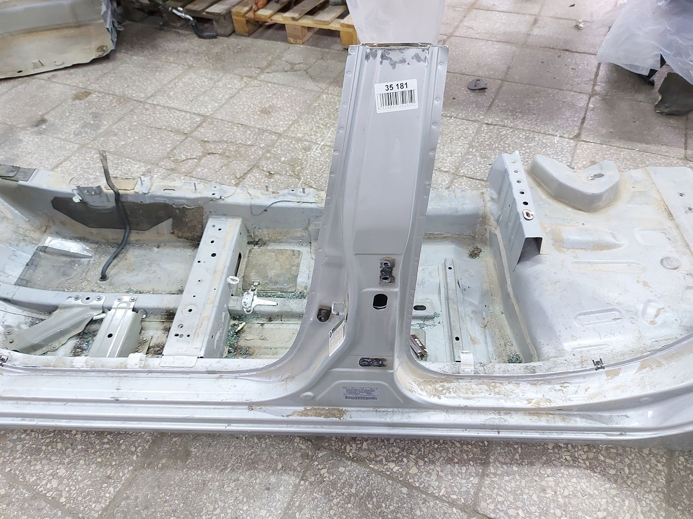 Sentra. Стійка центральна з порогом ліва (метал) Nissan Sentra 2013-2019 G65719AMMA Nissan Sentra