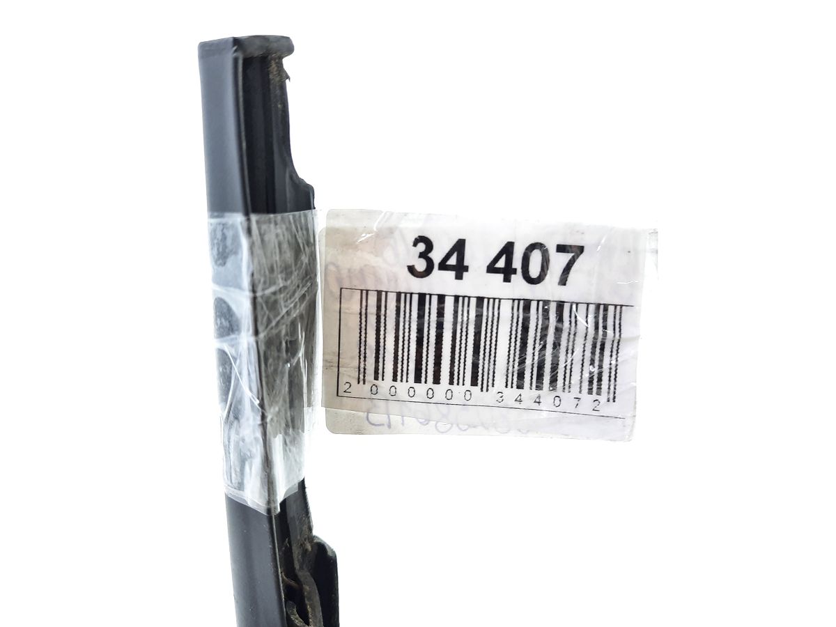 Focus Ущільнювальна гумка скла зовнішніх задніх лівих дверей Ford Focus 2012-2018 BM5Z5825861B Ford Focus 3