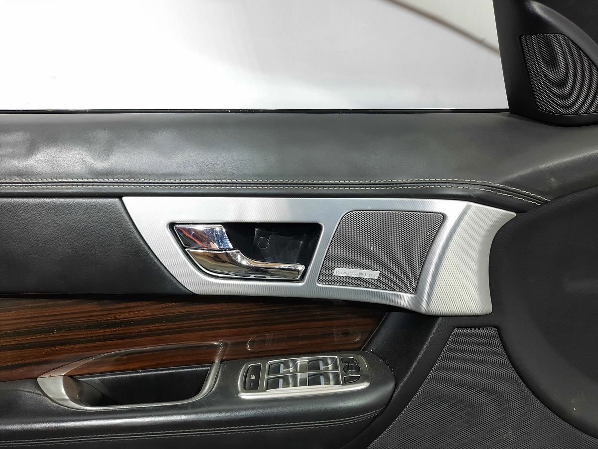 Xf Двері передні ліві Jaguar XF 2009-2015 C2Z2061 Jaguar XF 9