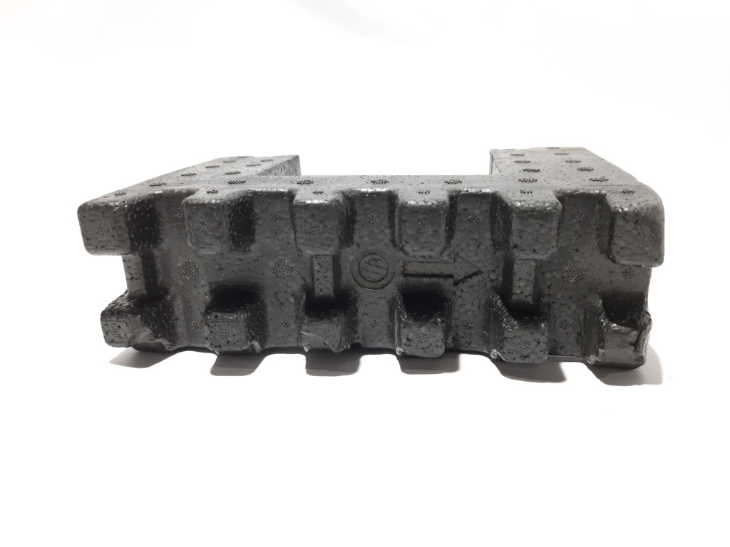 7 series Вставка багажника левая BMW 7 2012 9166091 BMW 7 4 7 series Вставка багажника левая BMW 7 2012 9166091 BMW 7 4