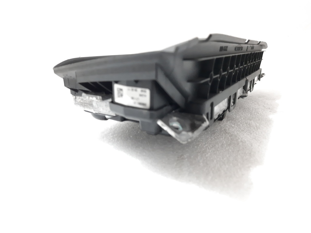 7 series Монитор торпеды BMW 7 2012 21781231 BMW 7 10