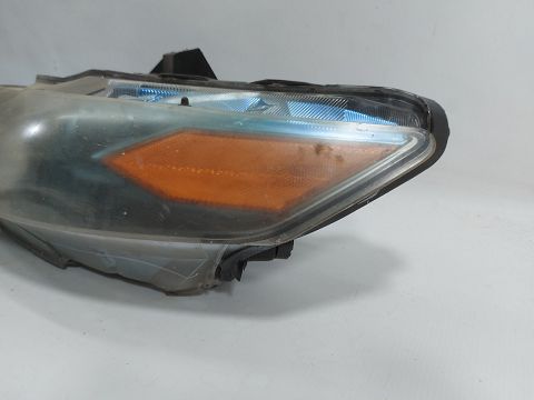 Товари з дефектами Фара передня ліва (бита) Honda Insight 2010-2011 33150TM8A01 Honda Insight 6
