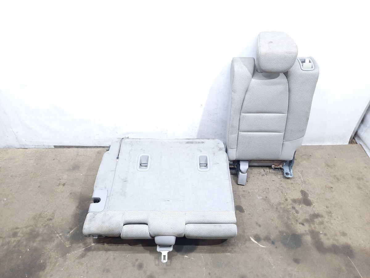 Insight Спинка заднього ряду сидінь права Honda Insight 2010 82127TM8G01 Honda Insight 3