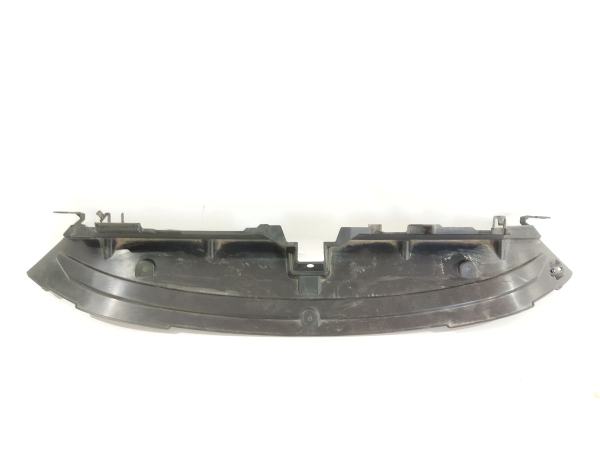 Fiesta Накладка замка капота Ford Fiesta 2014-2019 D2BZ58001A04A Ford Fiesta 4