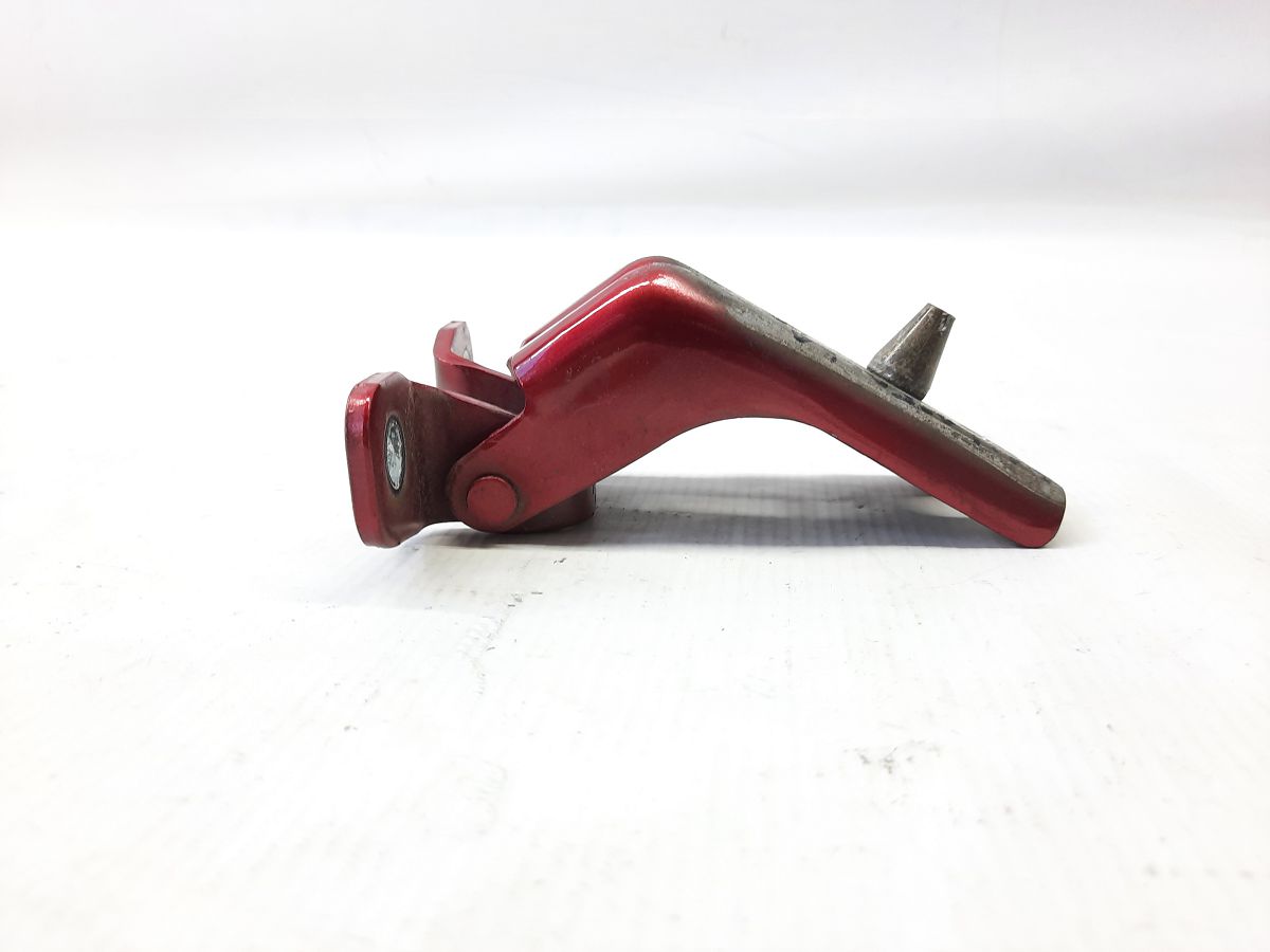 Mustang Петля двері передньої правої верхня Ford Mustang 2005-2014 4R3Z6322800AA Ford Mustang 4