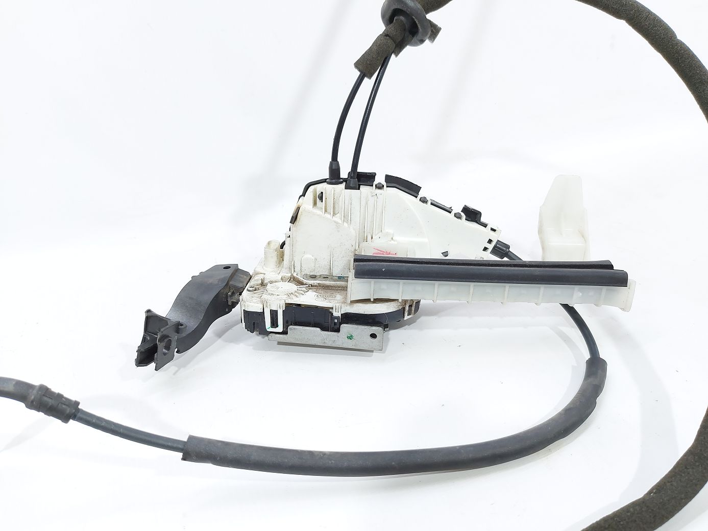 Dart Замок дверей передньої правої Dodge Dart 2013-2019 68175250AA Dodge Dart 4