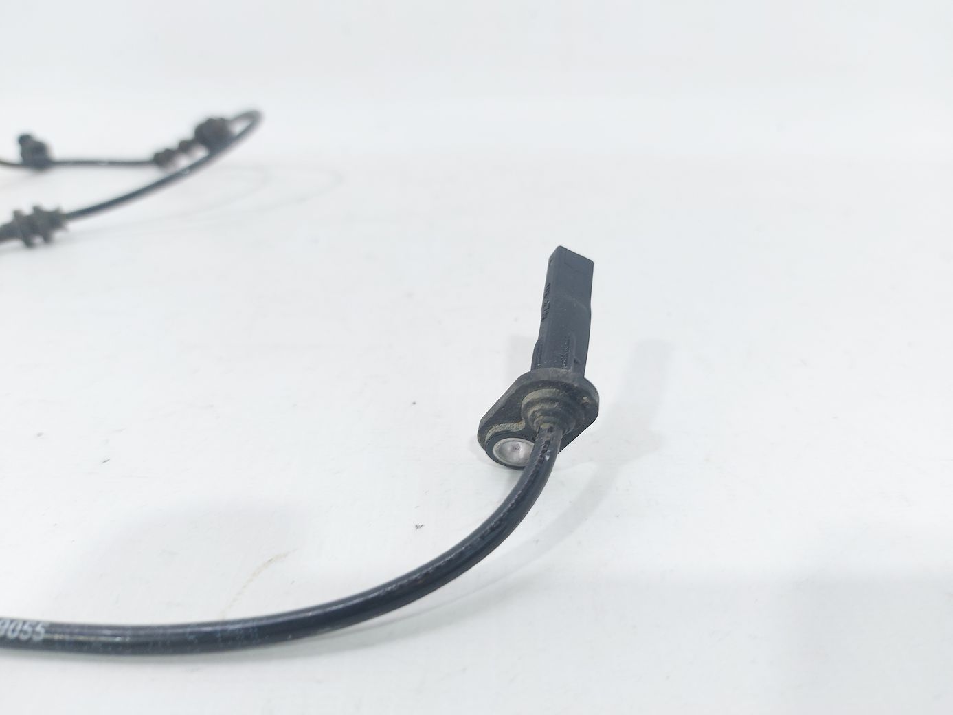 Malibu Датчик ABS колеса переднього лівого/правого Chevrolet Malibu 2016-2021 84363657 Chevrolet Malibu 7 Malibu Датчик ABS колеса переднього лівого/правого Chevrolet Malibu 2016-2021 84363657 Chevrolet Malibu 7