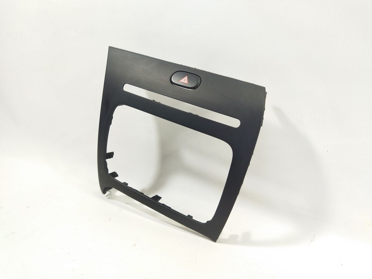 Forte Накладка магнітоли Kia Forte 2014-2016 84740A7000WKDS Kia Forte 3 Forte Накладка магнітоли Kia Forte 2014-2016 84740A7000WKDS Kia Forte 3